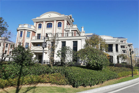 国泰民居3楼3室2厅1卫133㎡毛坯房南北通透户型车库3